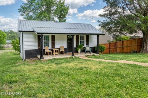 Photo of 903 N B St, Lenoir City, TN 37771 (MLS # 1337802)