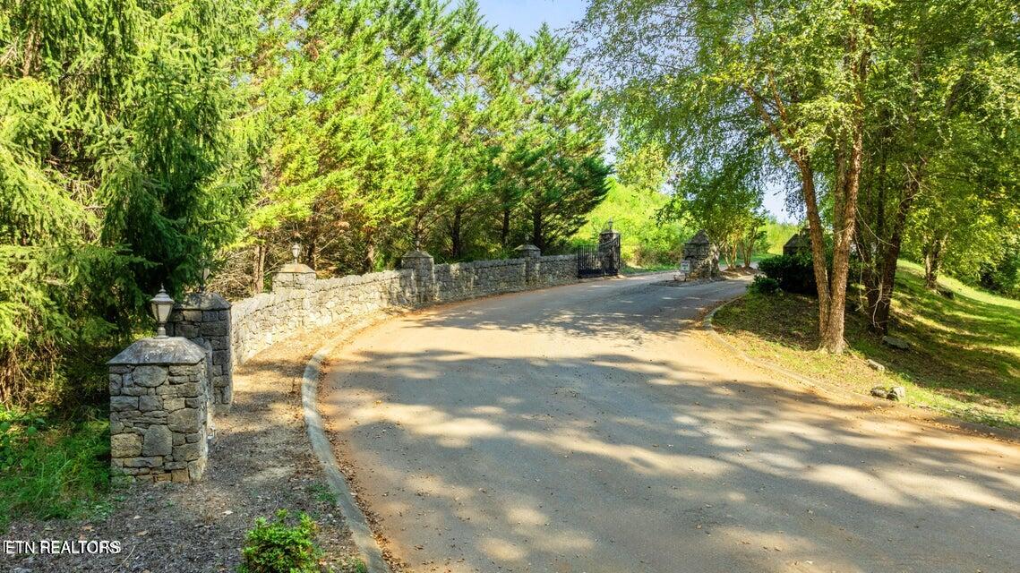 946 Bay Creek Drive