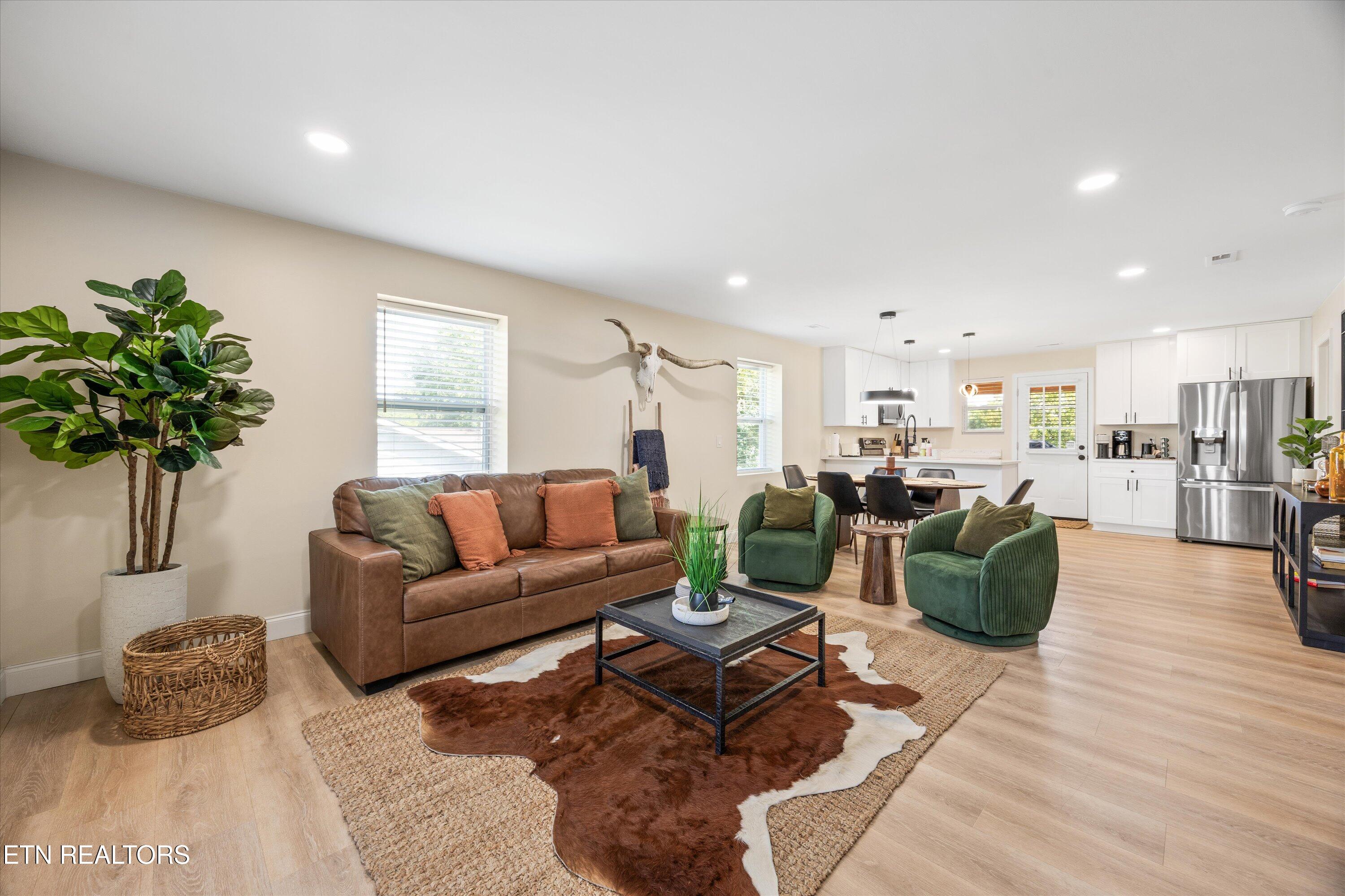 4309 Geyland Heights Rd