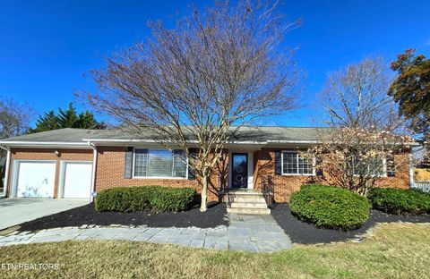 Photo of 1719 Scenic Drive, Maryville, TN 37803 (MLS # 1322614)