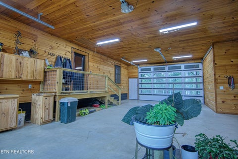 Tiny photo for 32 Mill Creek Point, Allardt, TN 38504 (MLS # 1359624)