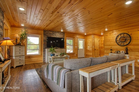 Tiny photo for 32 Mill Creek Point, Allardt, TN 38504 (MLS # 1359624)