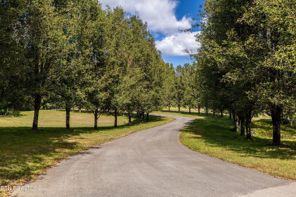 Photo of 150 Hidden Trace Way (Lot 5) Way, Maryville, TN 37803 (MLS # 1327100)