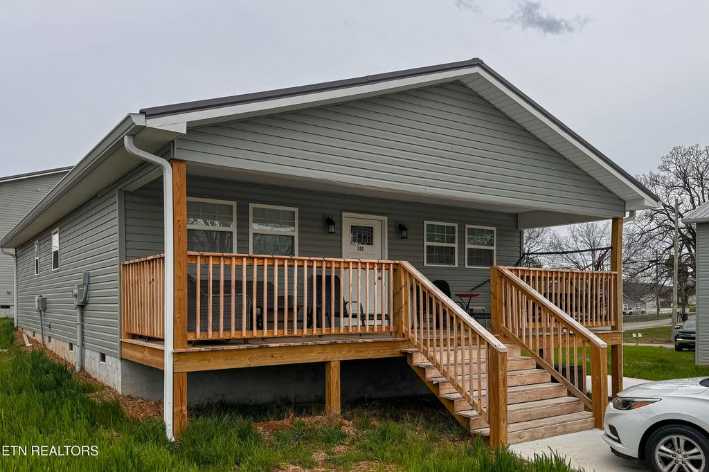 Photo of 200 Pope St, Athens, TN 37303 (MLS # 1332359)