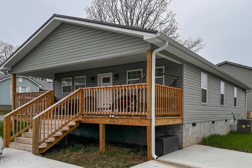 Photo of 200 Pope St, Athens, TN 37303 (MLS # 1332359)