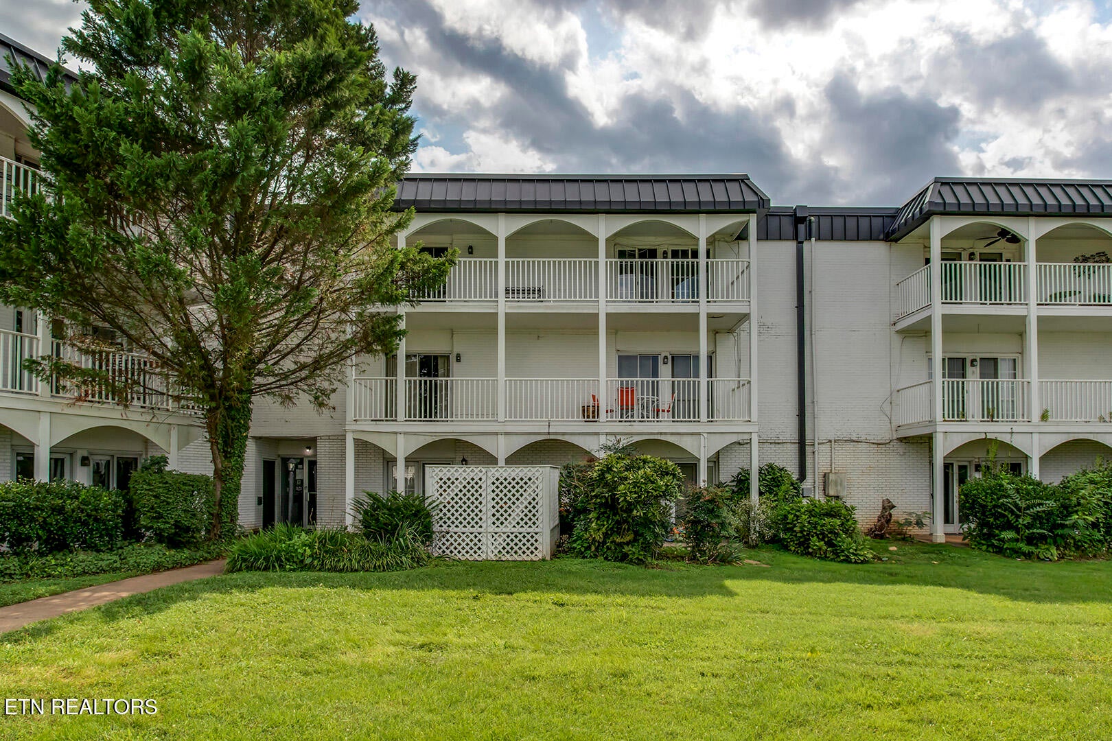 5709 Lyons View Pike 1318