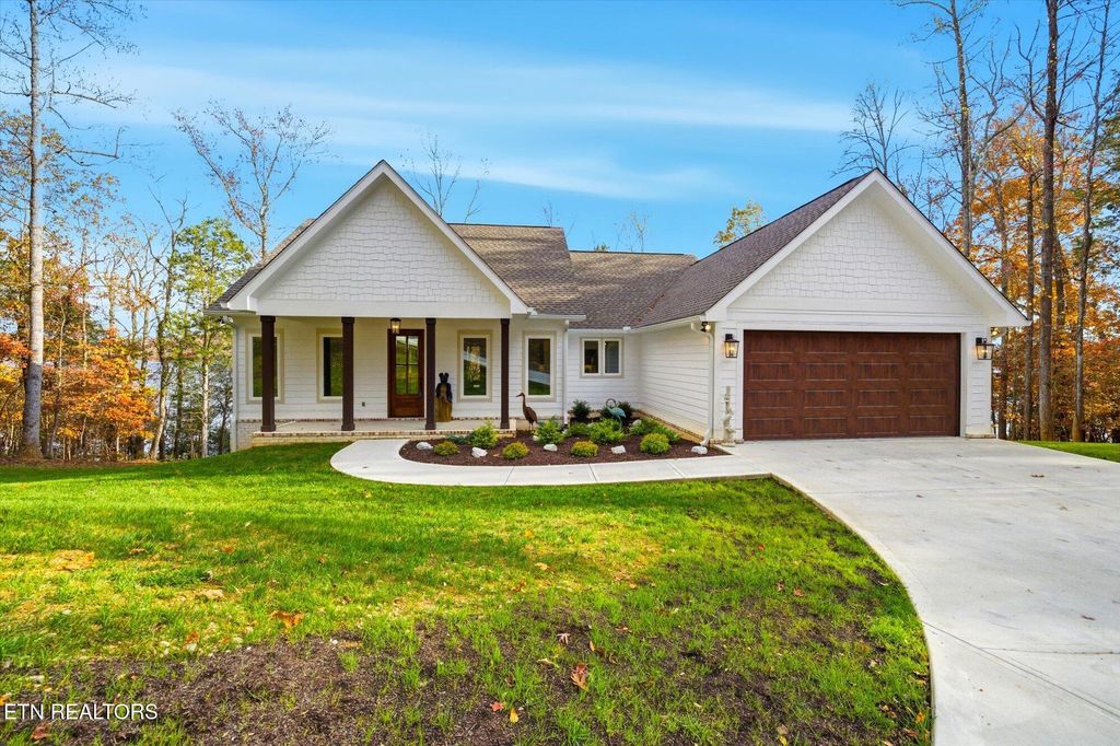 Photo of 243 E Shore Drive, Rockwood, TN 37854 (MLS # 1322302)