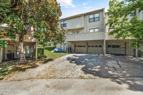 Tiny photo for 8703 Olde Colony Tr, Knoxville, TN 37923 (MLS # 1354483)