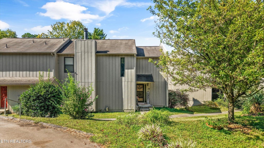 Photo of 8703 Olde Colony Tr, Knoxville, TN 37923 (MLS # 1354483)