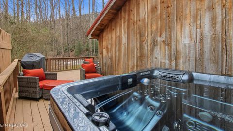 Tiny photo for 355 Boat Gunnel Rd, Townsend, TN 37882 (MLS # 1328136)