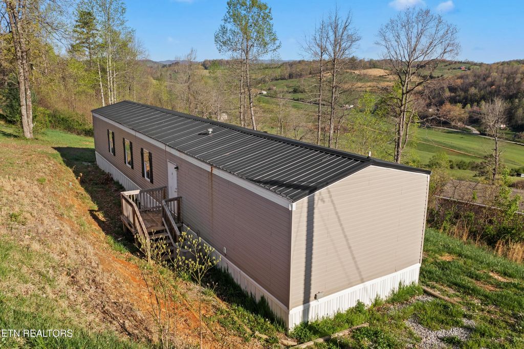 Photo of 230 Cingular Drive, New Tazewell, TN 37825 (MLS # 1296537)