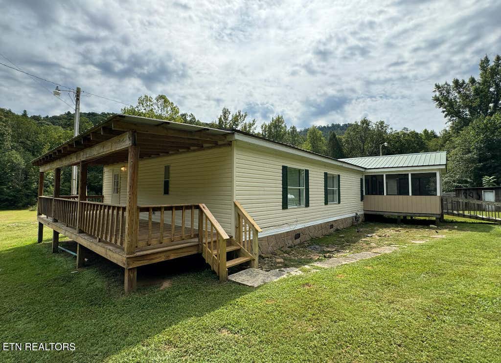 Photo of 12809 Brimstone Rd, Robbins, TN 37852 (MLS # 1281878)