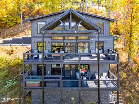 Photo of 3316 Sugar Maple Loop Rd, Sevierville, TN 37862 (MLS # 1337296)