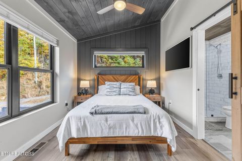 Tiny photo for 3316 Sugar Maple Loop Rd, Sevierville, TN 37862 (MLS # 1337296)