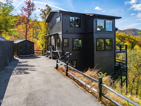 Tiny photo for 3316 Sugar Maple Loop Rd, Sevierville, TN 37862 (MLS # 1337296)