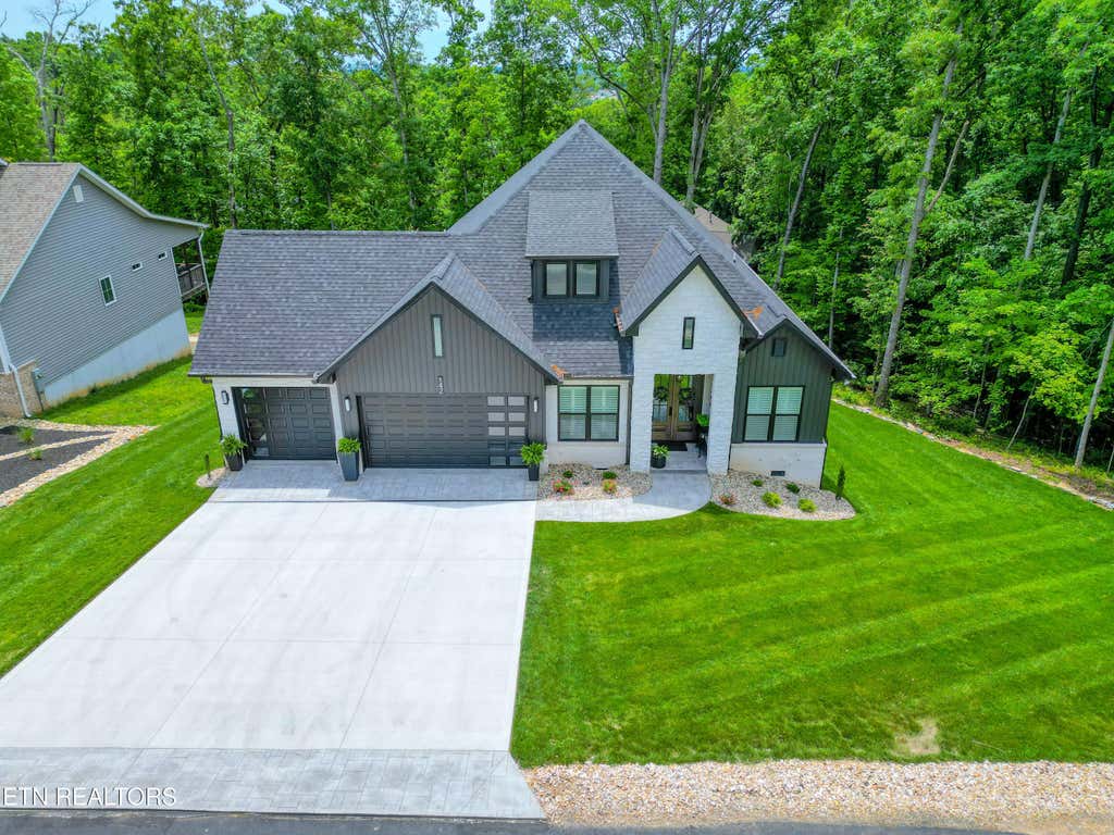 Photo of 142 Amohi Way, Loudon, TN 37774 (MLS # 1341264)