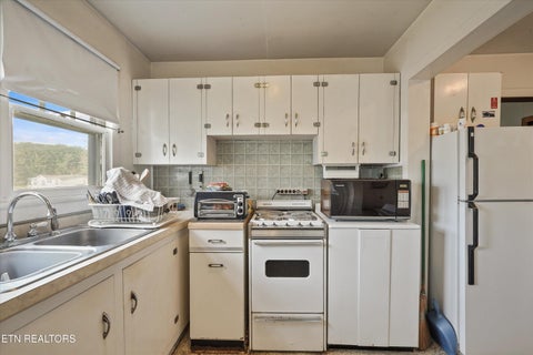 Tiny photo for 9016 Three Points Rd, Mascot, TN 37806 (MLS # 1357346)