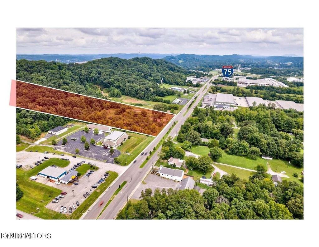 Photo of 1307 Callahan Drive, Knoxville, TN 37912 (MLS # 1325683)