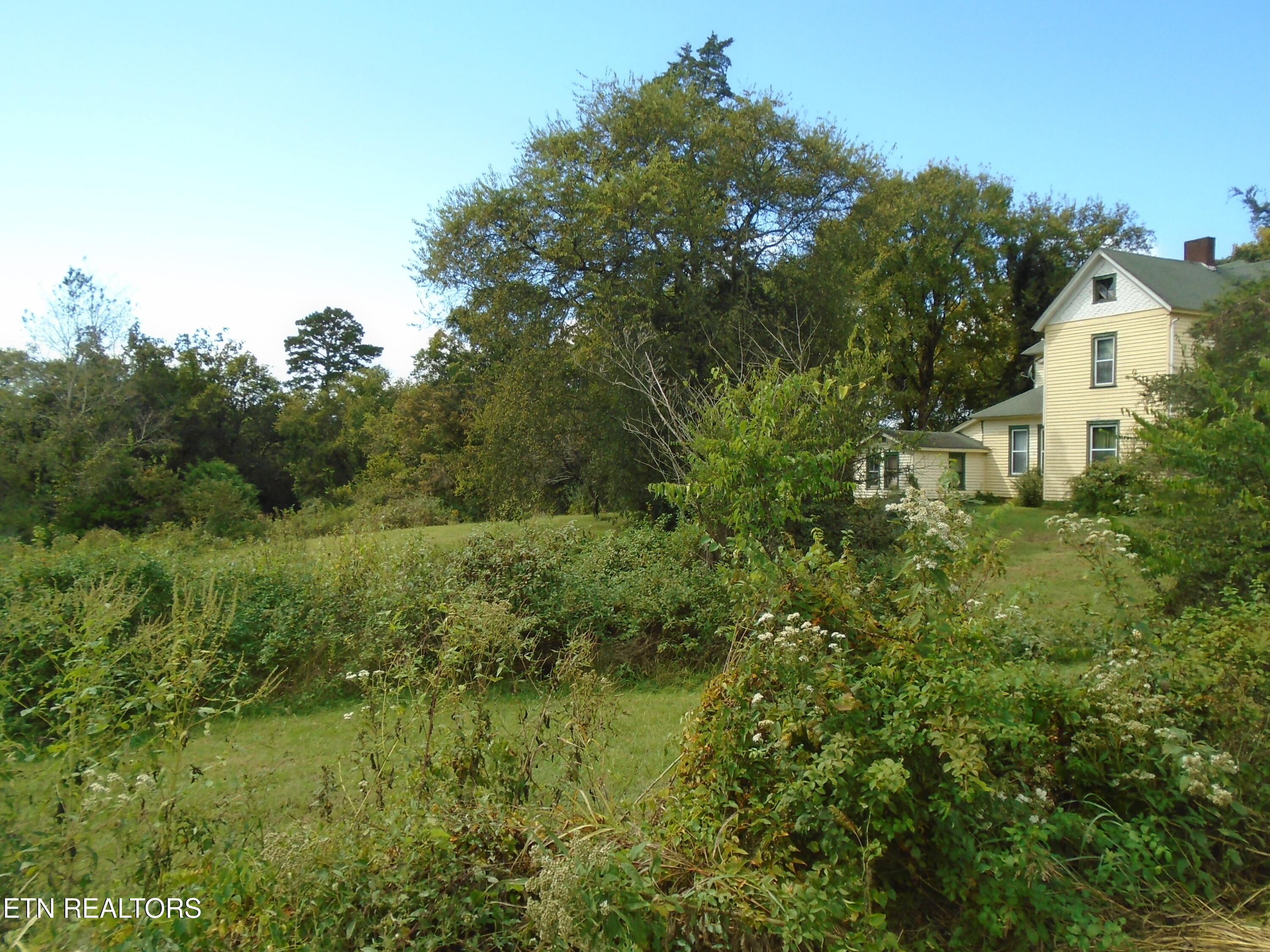 212 Dunlap Hollow Rd
