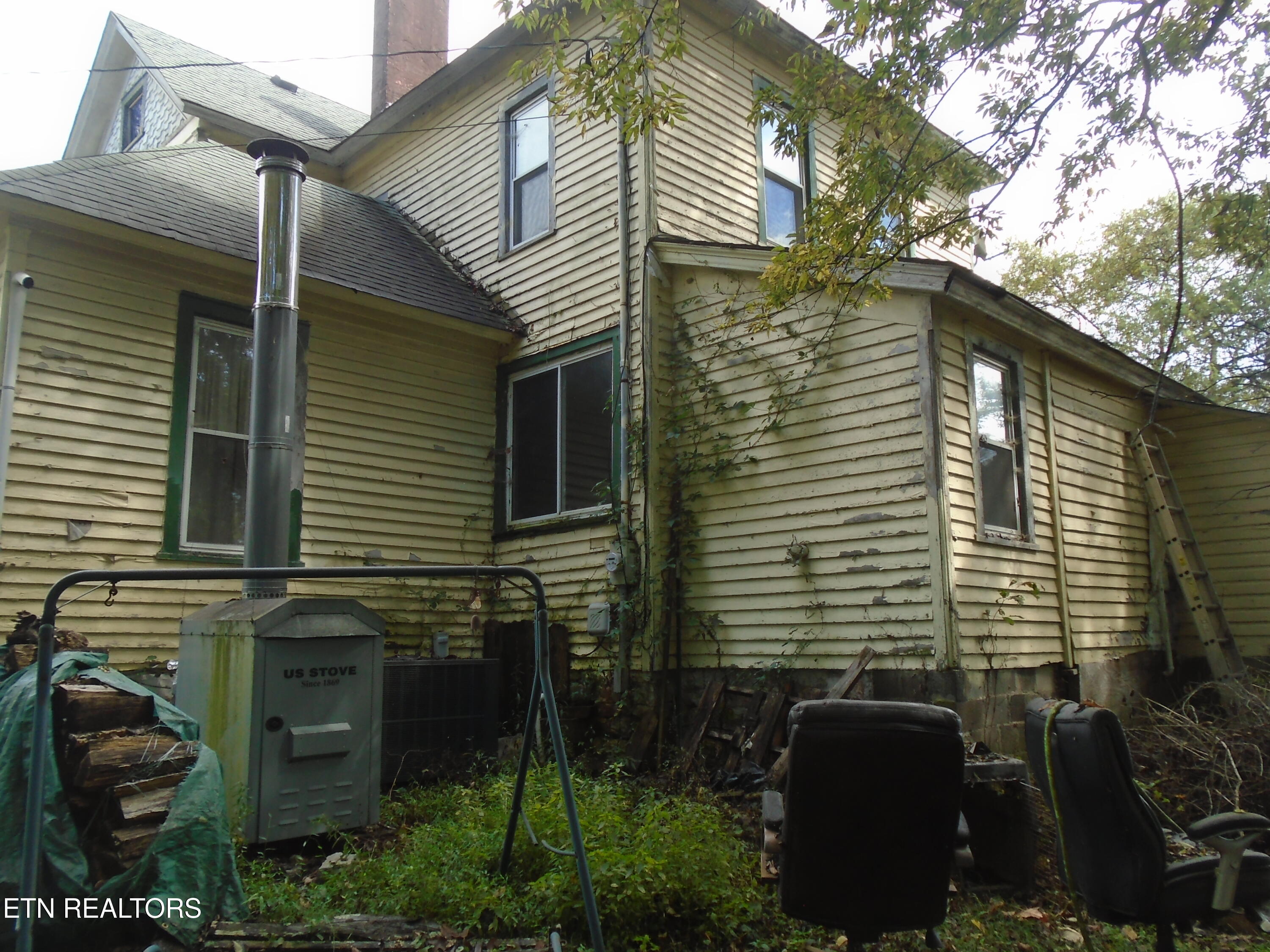 212 Dunlap Hollow Rd