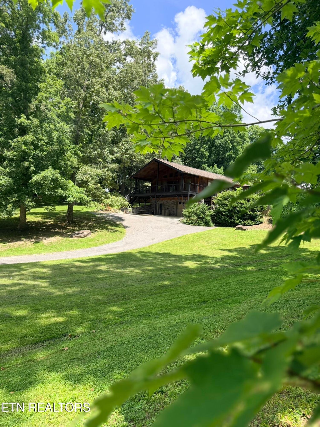 Photo of 162 Coffee Drive, Helenwood, TN 37755 (MLS # 1348815)