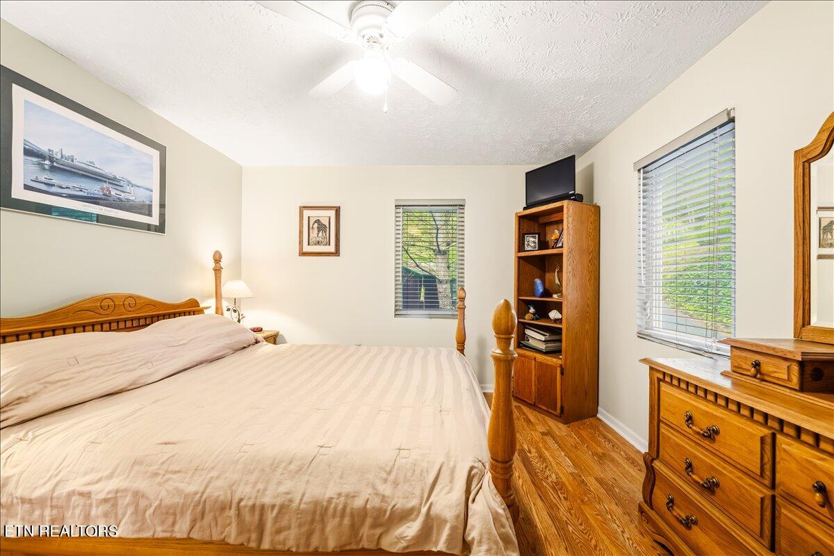 274 Pearl Rd