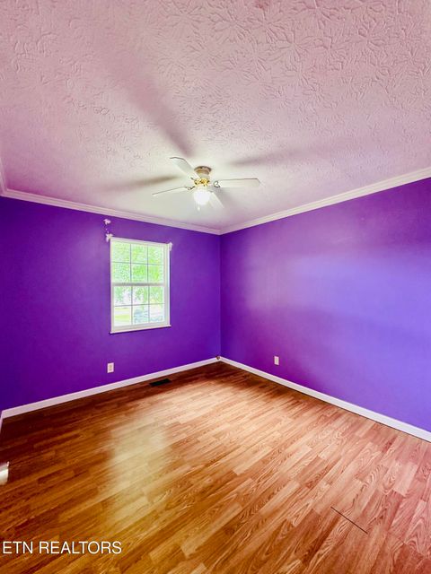 Tiny photo for 615 McCartt St, Wartburg, TN 37887 (MLS # 1342729)