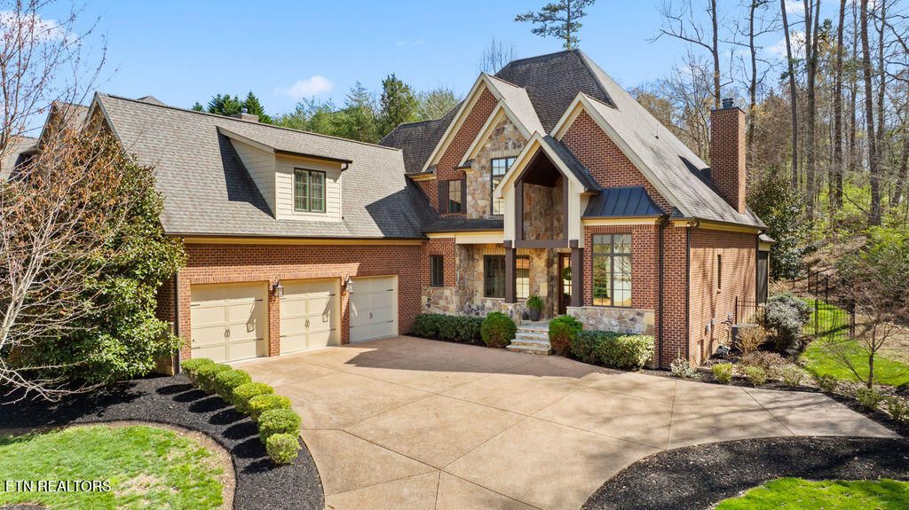 Photo of 1701 Duncan Woods Lane, Knoxville, TN 37919 (MLS # 1333118)