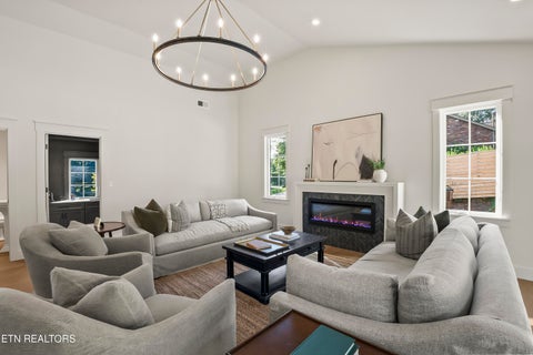 Tiny photo for 749 Cherokee Blvd, Knoxville, TN 37919 (MLS # 1351890)