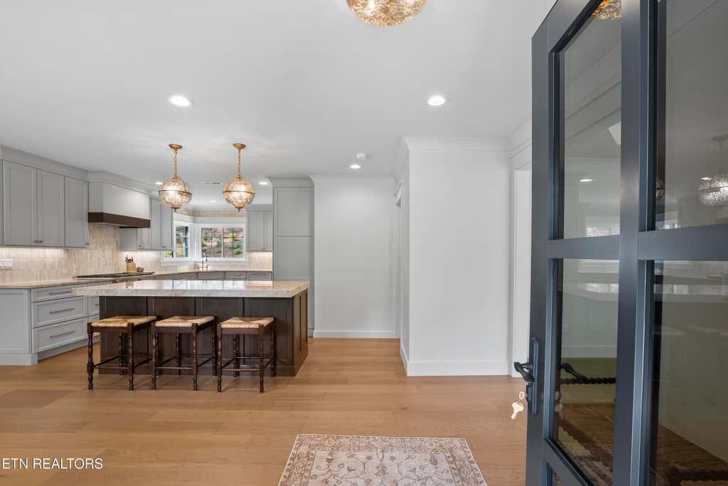Photo of 749 Cherokee Blvd, Knoxville, TN 37919 (MLS # 1351890)