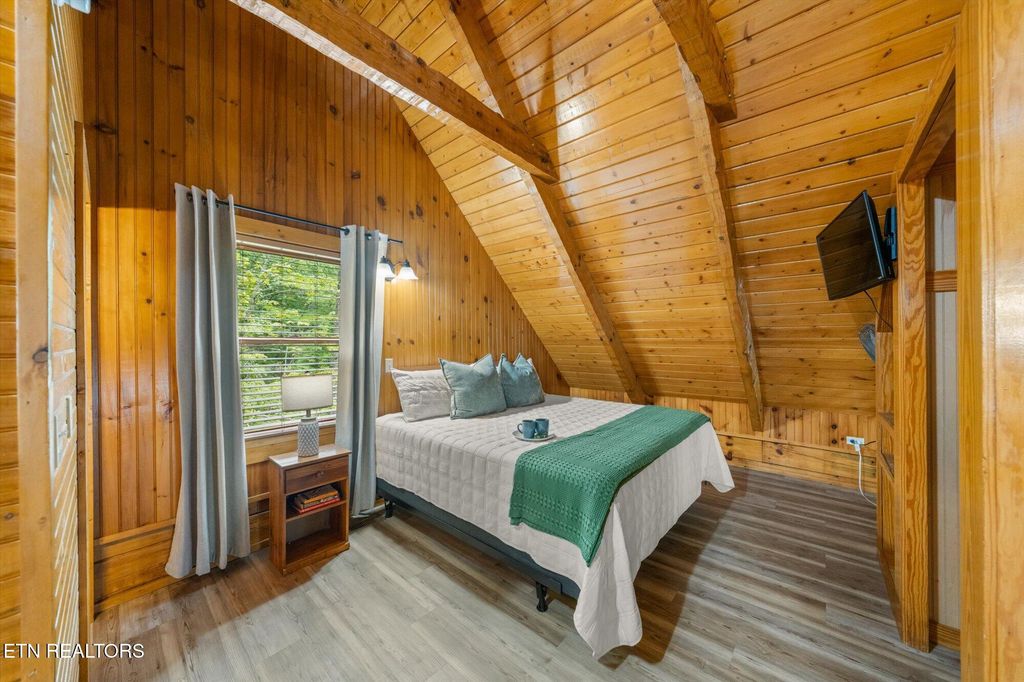 Photo of 3342 Twin City Way, Pigeon Forge, TN 37863 (MLS # 1314597)