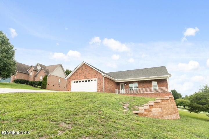 2039 James Rd