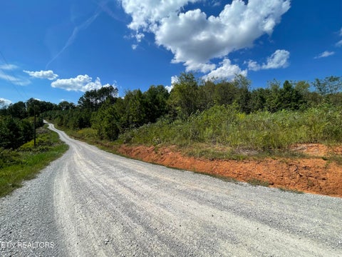 Tiny photo for 2097 Winding Trail Tr, Vonore, TN 37885 (MLS # 1356058)
