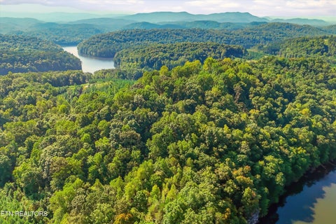 Tiny photo for 2097 Winding Trail Tr, Vonore, TN 37885 (MLS # 1356058)