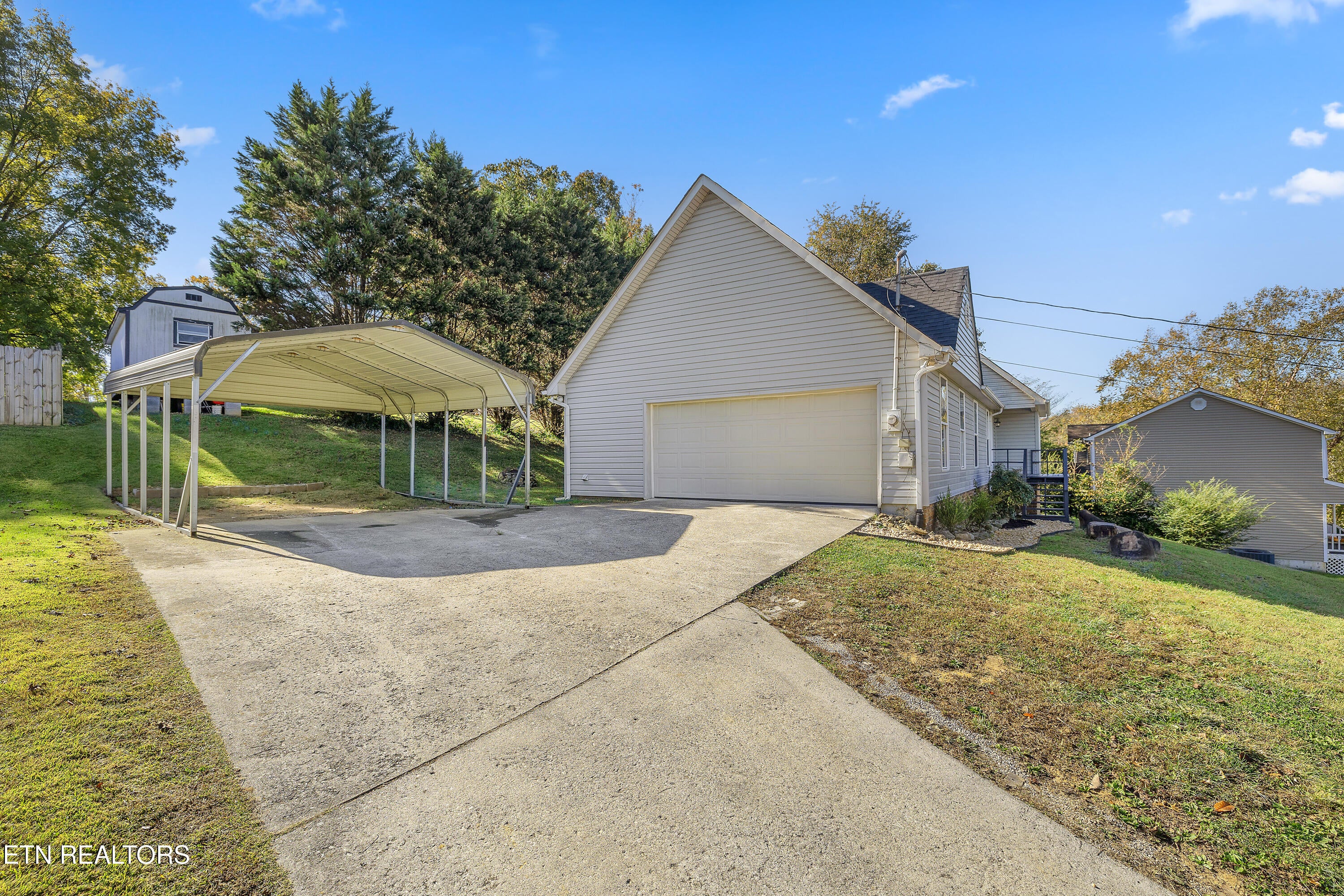 1125 Melton Hill Circle