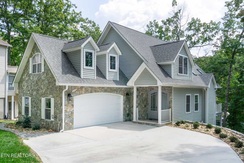 Photo of 43 Overlook Circle, Crossville, TN 38558 (MLS # 1315281)