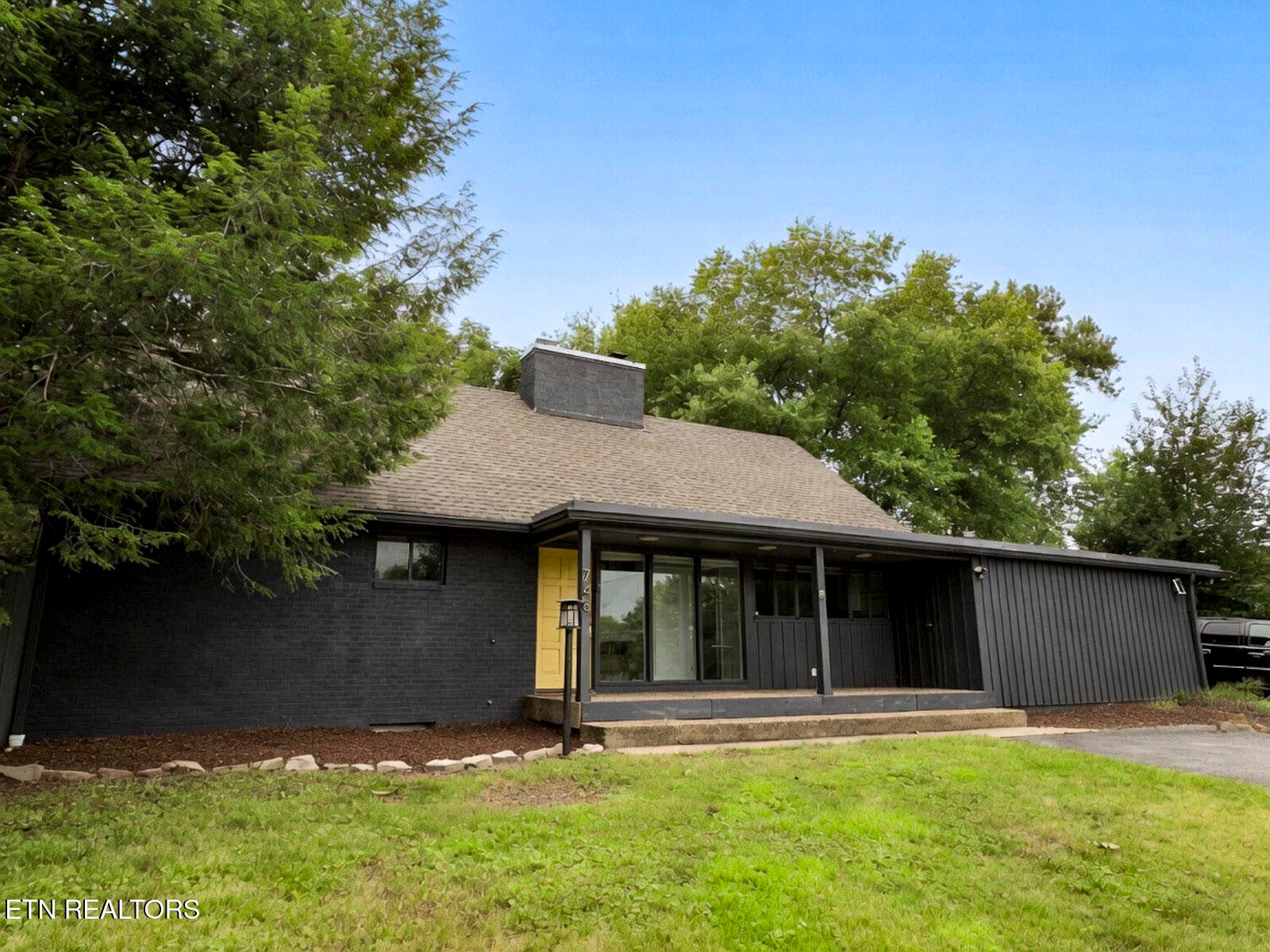 745 Morningside Drive