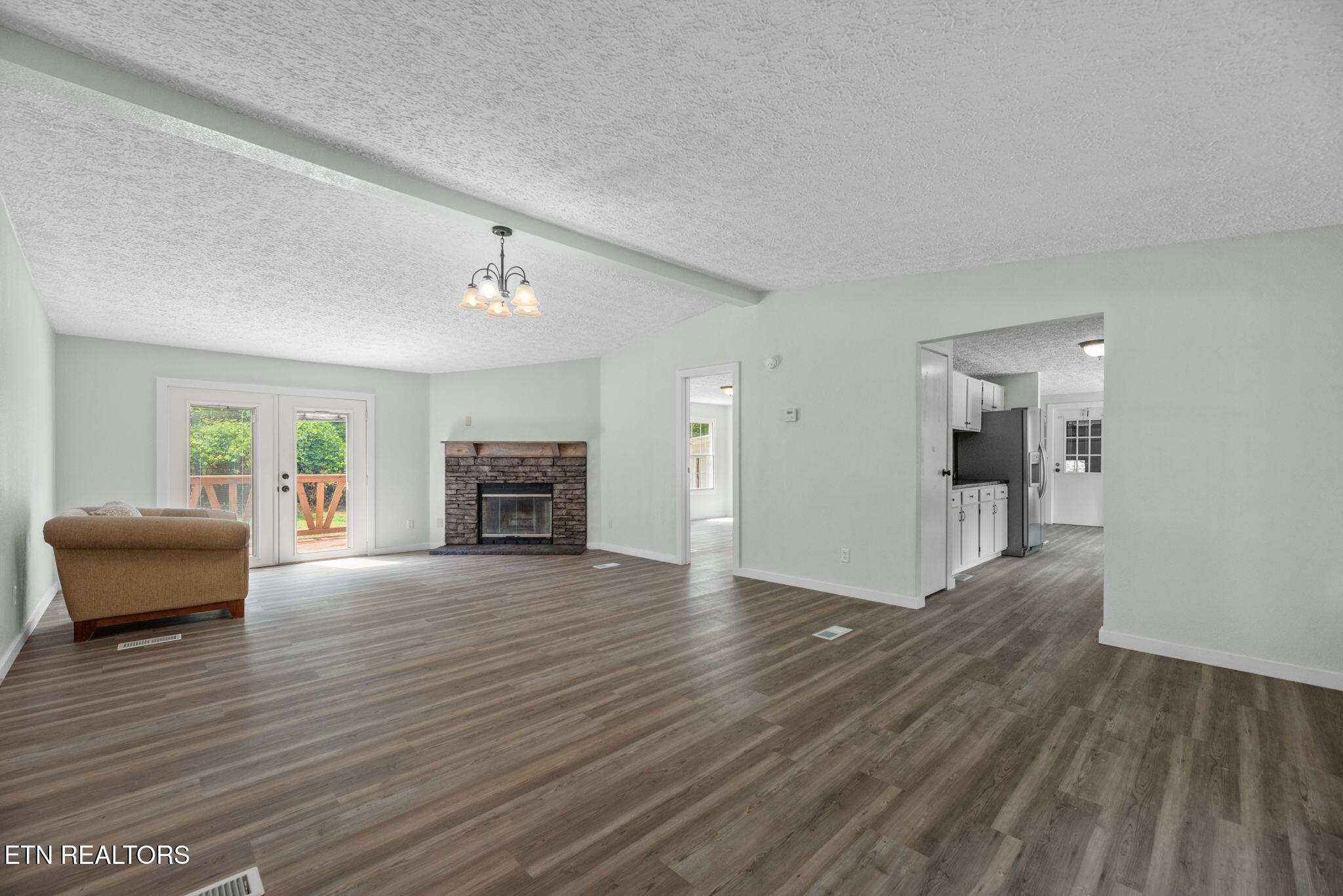 370 New Clear Branch Rd