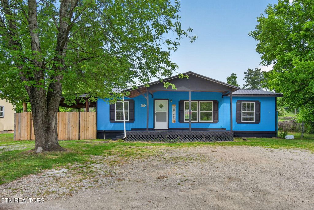 Photo of 111 Little Lane, Harriman, TN 37748 (MLS # 1339820)