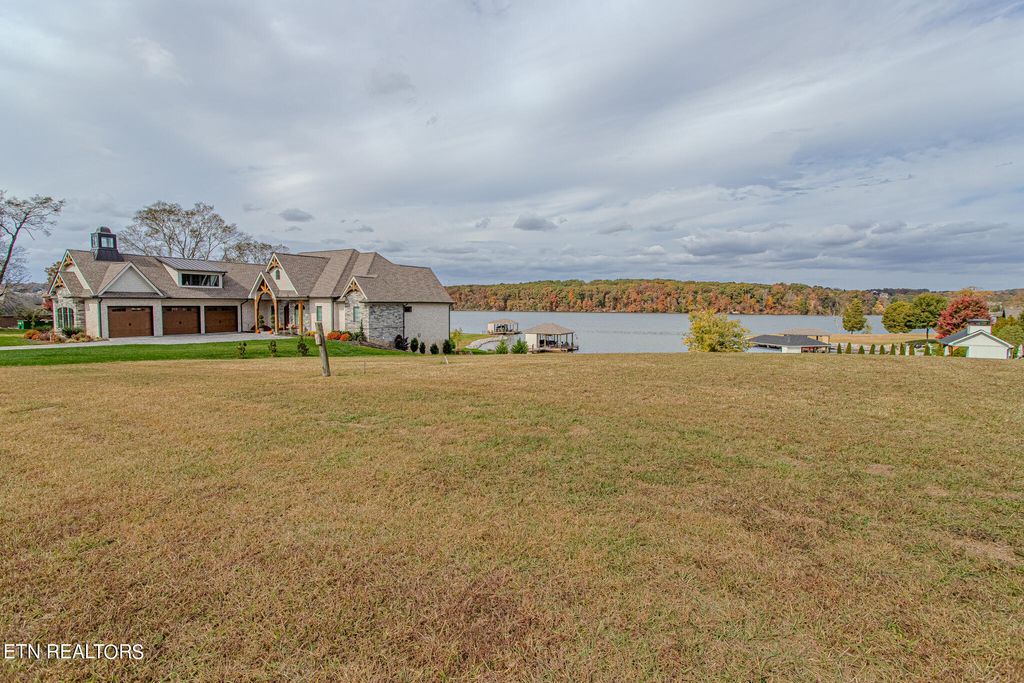 Photo of 20 Promontory Point, Louisville, TN 37777 (MLS # 1257695)