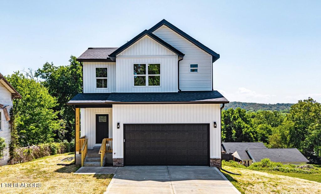 Photo of 126 Henry Ave, Knoxville, TN 37920 (MLS # 1338169)