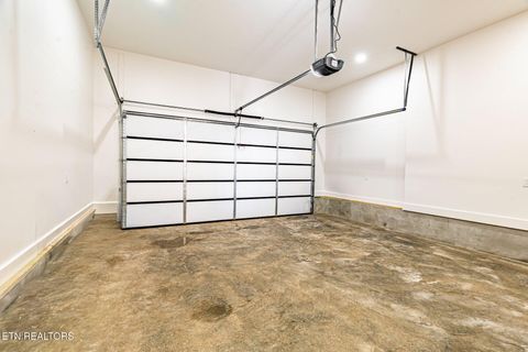 Tiny photo for 126 Henry Ave, Knoxville, TN 37920 (MLS # 1338169)