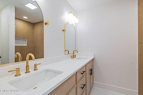 Tiny photo for 126 Henry Ave, Knoxville, TN 37920 (MLS # 1338169)