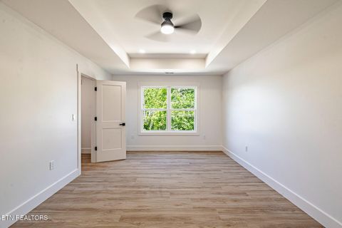 Tiny photo for 126 Henry Ave, Knoxville, TN 37920 (MLS # 1338169)