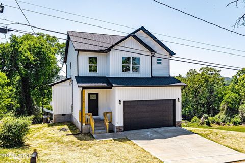 Tiny photo for 126 Henry Ave, Knoxville, TN 37920 (MLS # 1338169)