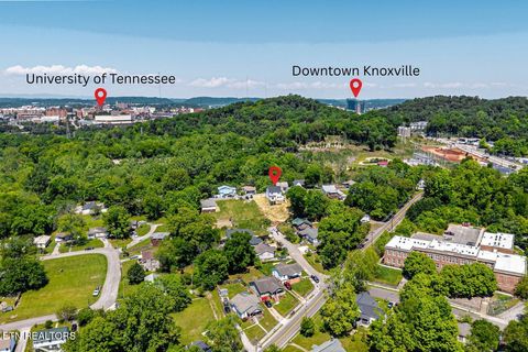 Tiny photo for 126 Henry Ave, Knoxville, TN 37920 (MLS # 1338169)
