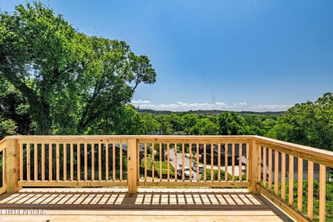 Tiny photo for 126 Henry Ave, Knoxville, TN 37920 (MLS # 1338169)