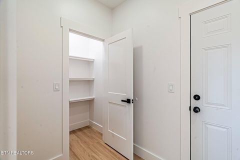 Tiny photo for 126 Henry Ave, Knoxville, TN 37920 (MLS # 1338169)