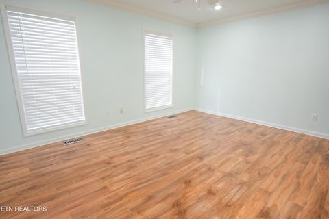 Tiny photo for 178 Farris Circle, LaFollette, TN 37766 (MLS # 1298851)