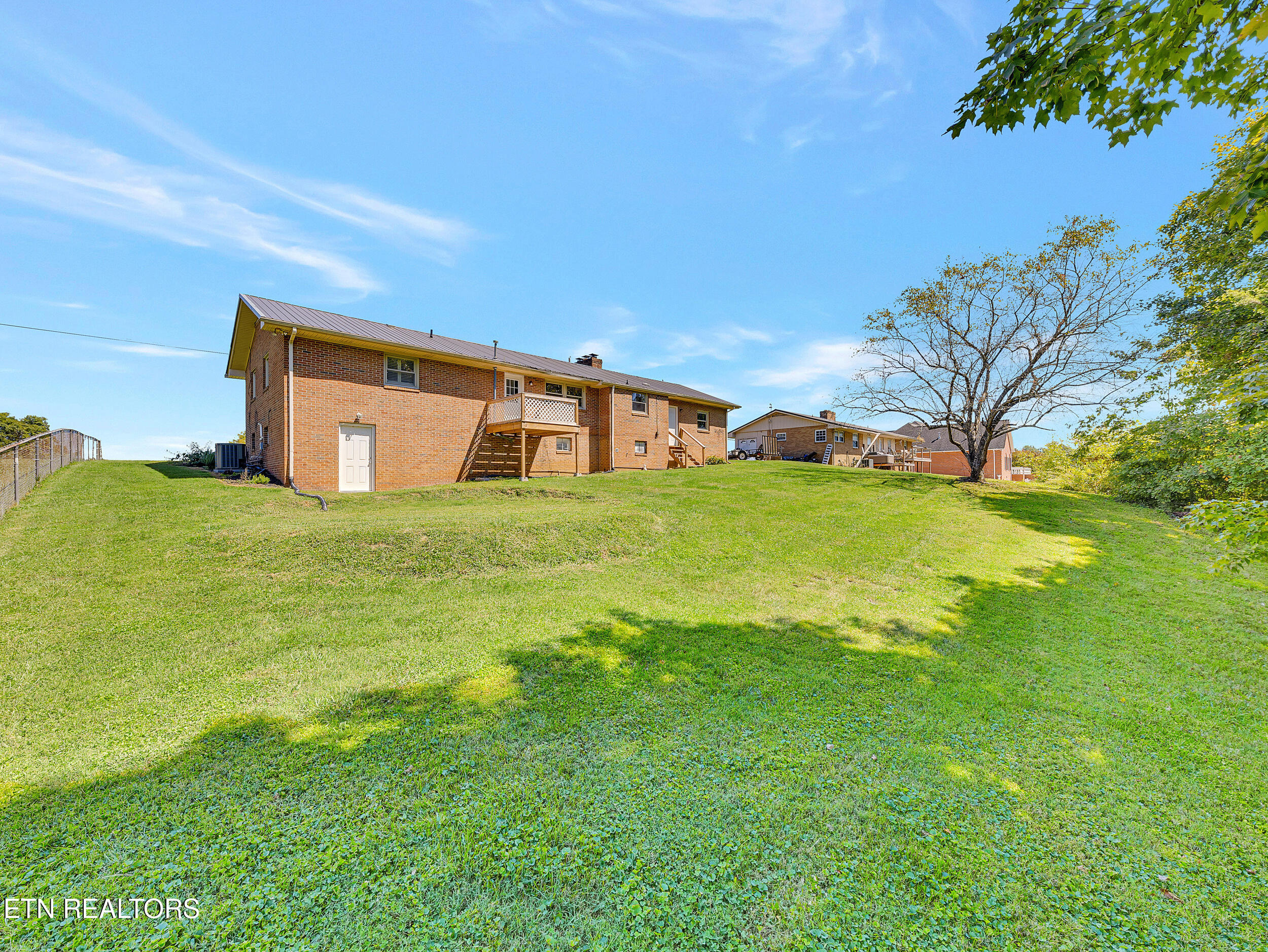 119 Colonial Heights